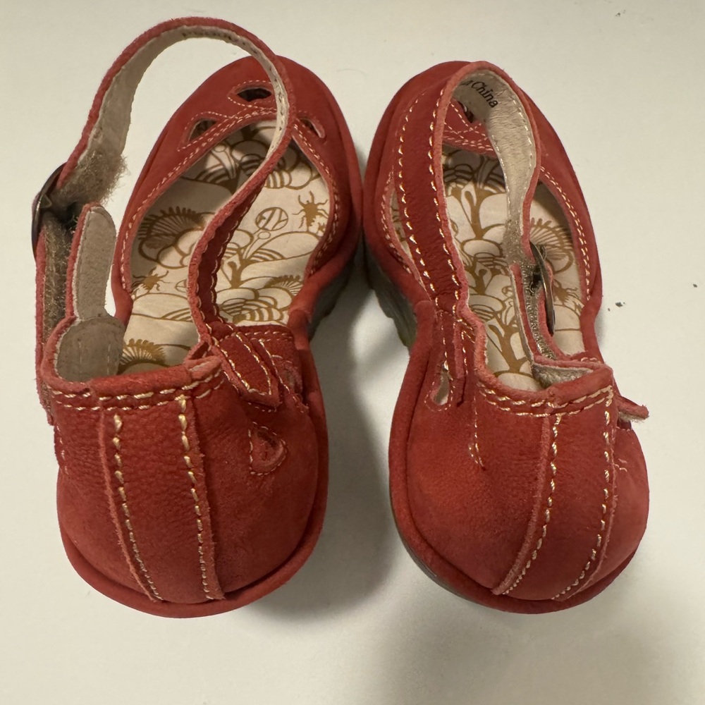 Fly London Red Women's Heels with Cutout Design - Picture 6 of 7